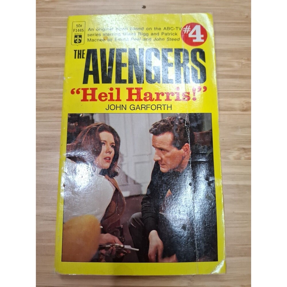THE AVENGERS #4 "HEIL HARRIS!" John Garforth 1967 Berkley Medallion TV Tie-In